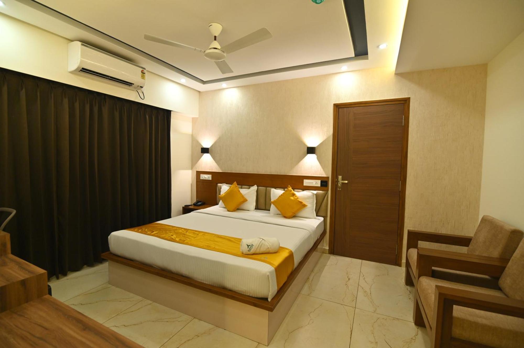 Aurelia Comforts - Deralakatte Mangalore Exterior photo