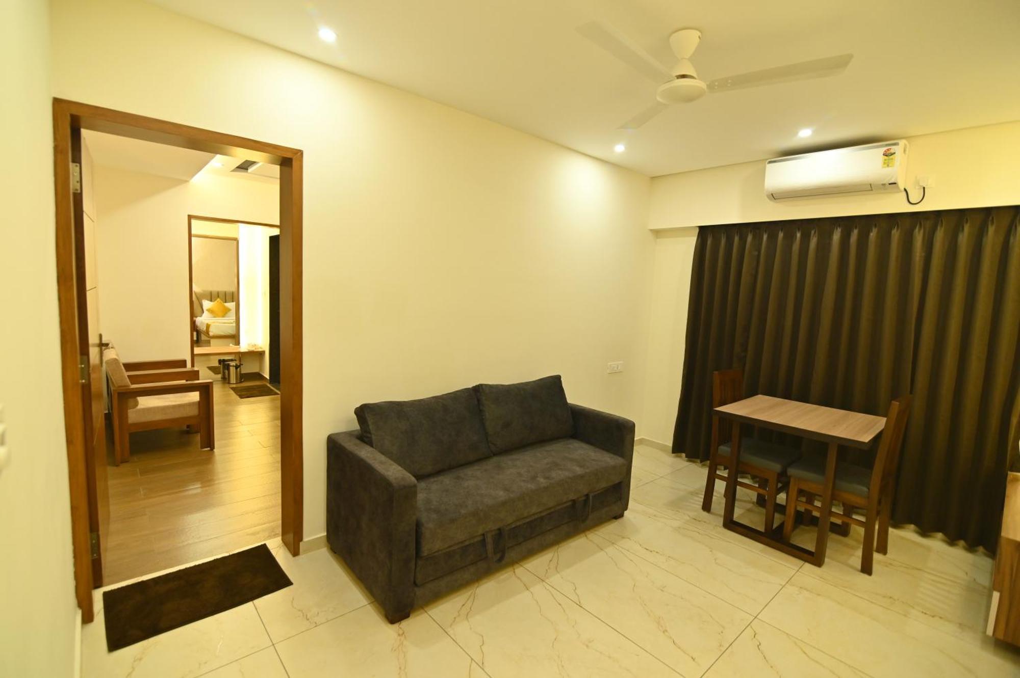 Aurelia Comforts - Deralakatte Mangalore Exterior photo